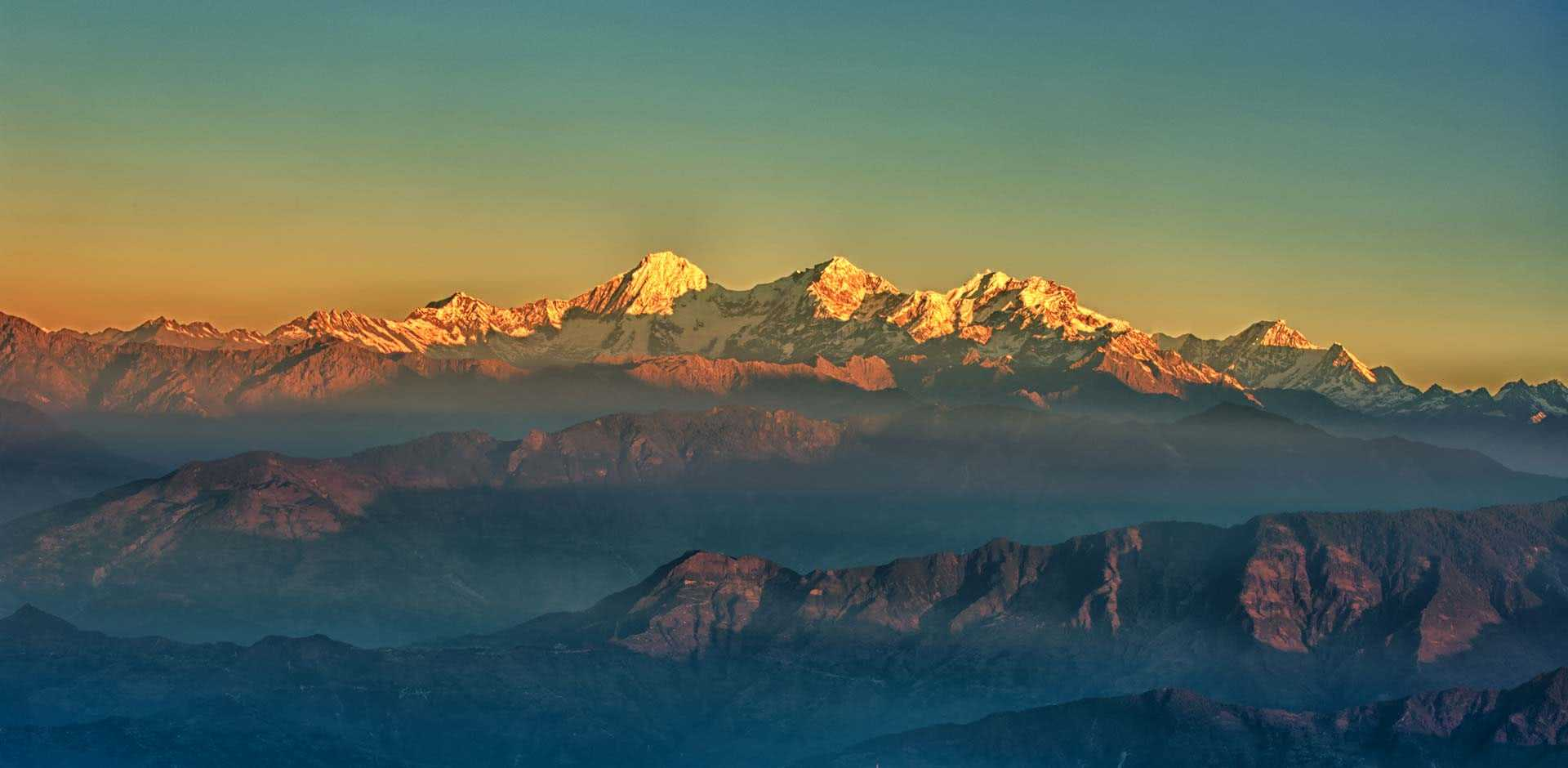 Sunrise over the Himalayan mountain range in Nepal